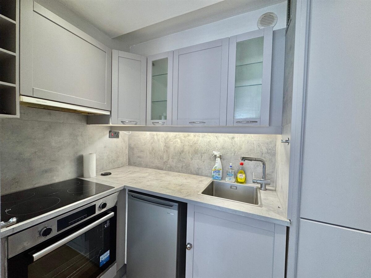 Additional image 5 of Studio Flat, Emanuel House, SW1P, N1 7GU