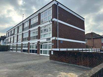 Room in a Shared Flat, London, E11