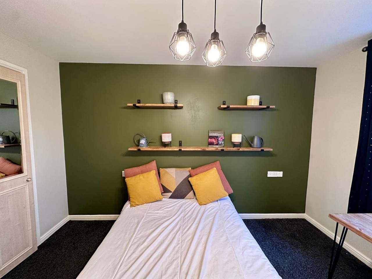 Edinburgh 3 Bed Flat, Bonnington Gait, EH6 To Rent Now for £1,500.