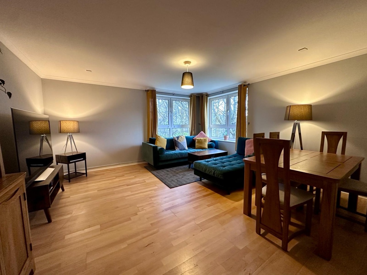 Edinburgh 3 Bed Flat, Bonnington Gait, EH6 To Rent Now for £1,500.