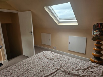 Room in a Shared House, Birchgrove, CF37