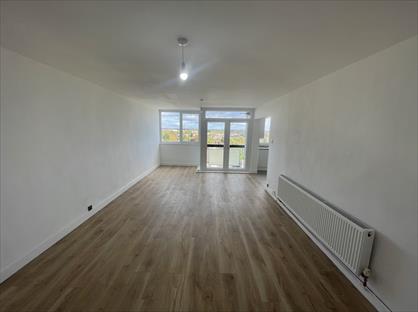 2 Bed Flat, Kenilworth Court, CV3