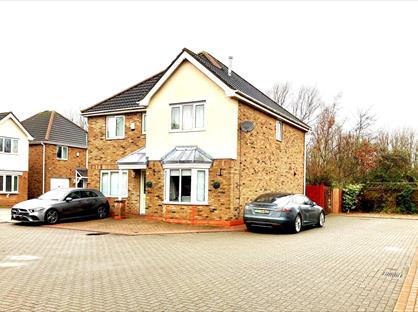 Room in a Shared House, The Groves, HU4