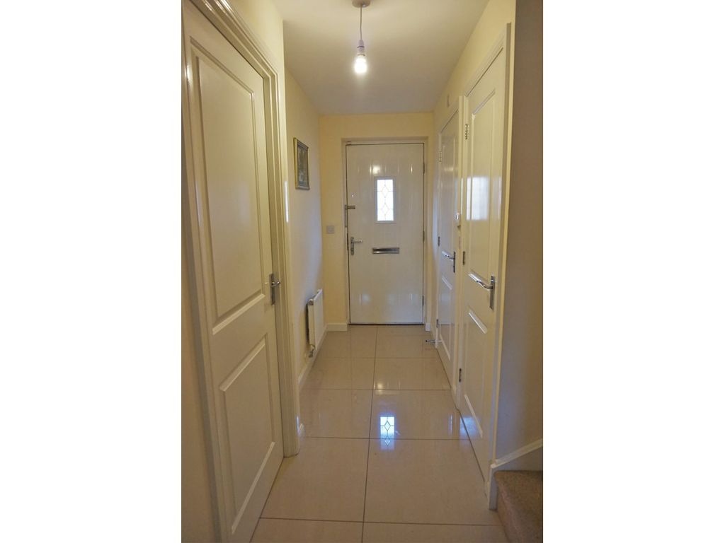 Gloucester 3 Bed SemiDetached House, Diamond Jubilee Close, GL1 To