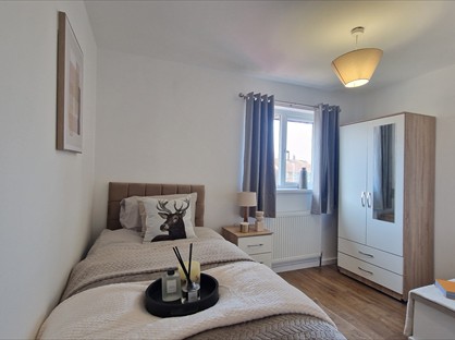 Room in a Shared House, Carlton Drive, SS7