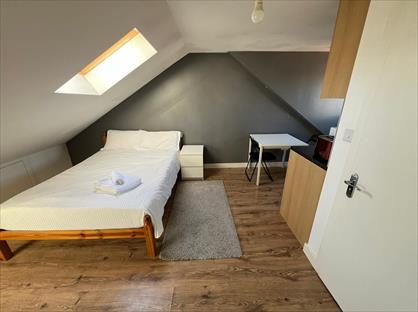 Room in a Shared House, Winchelsea Road, N17