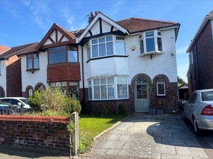 3 Bed Semi-Detached House, Everard Road, PR8