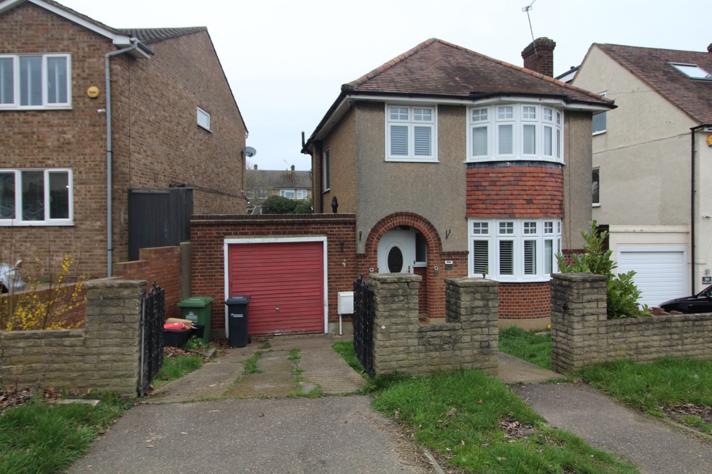 Goffs Oak, Waltham Cross 3 Bed Detached House, Goffs Lane, EN7 To