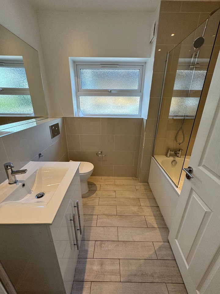 London 3 Bed SemiDetached House, Neeld Crescent, NW4 To Rent Now