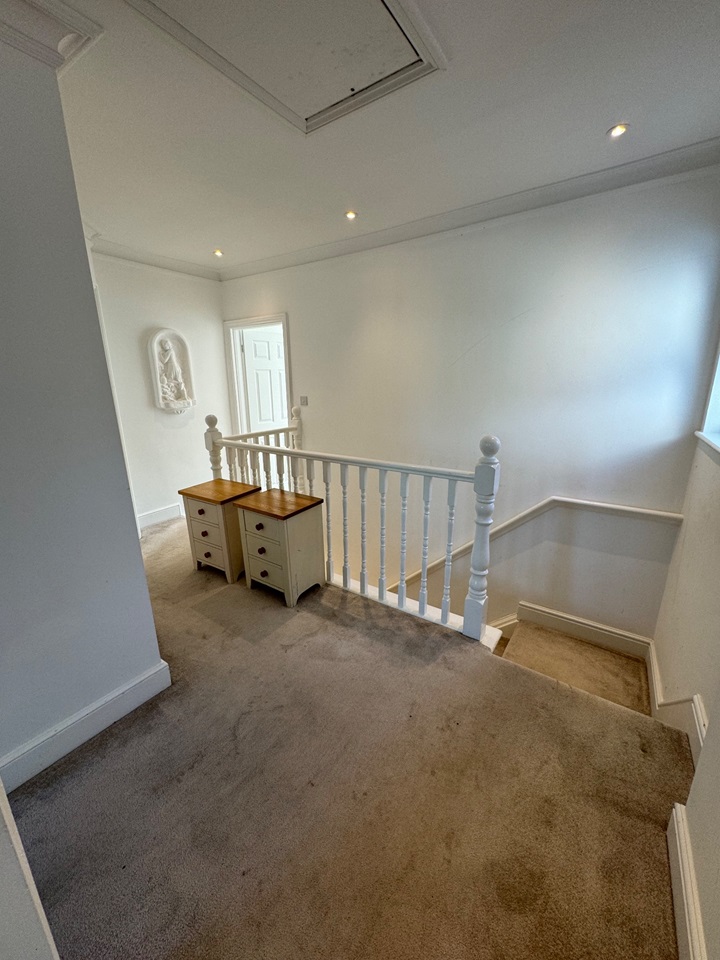 London 3 Bed SemiDetached House, Neeld Crescent, NW4 To Rent Now