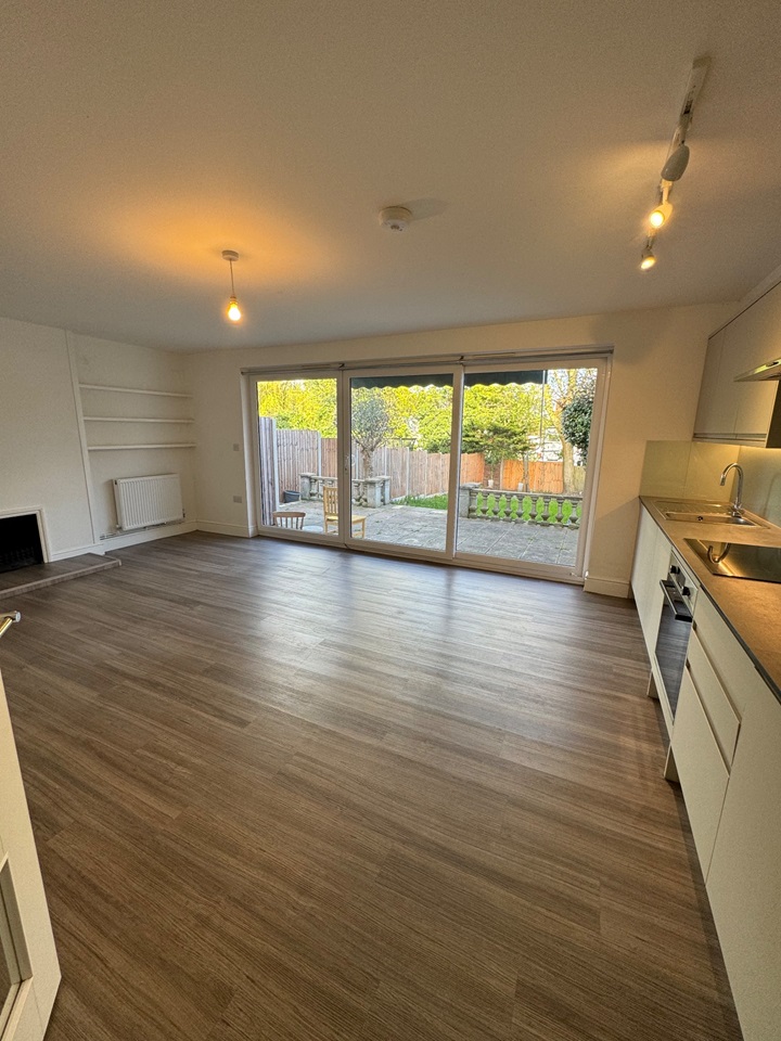 London 3 Bed SemiDetached House, Neeld Crescent, NW4 To Rent Now