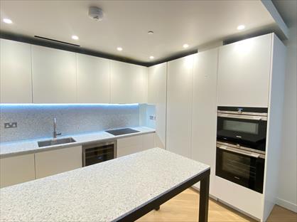 2 Bed Flat, Wood Crescent, W12