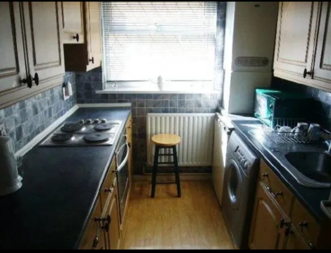 Bradford 1 Bed Flat, Tyersal, BD4 To Rent Now for £525.00 p/m