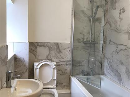 1 Bed Flat, Stephen House, WF11