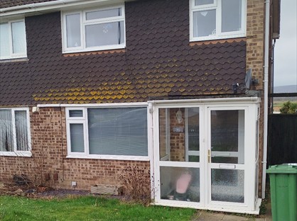 3 Bed Semi-Detached House, Hogarth Road, BN23