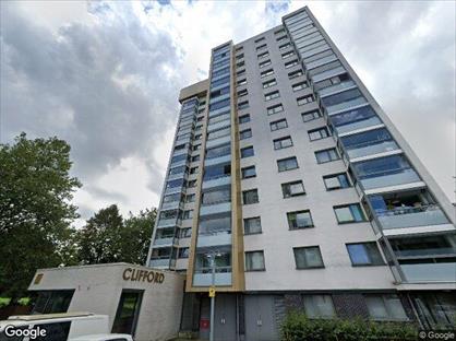 2 Bed Flat, Clifford Court, M15