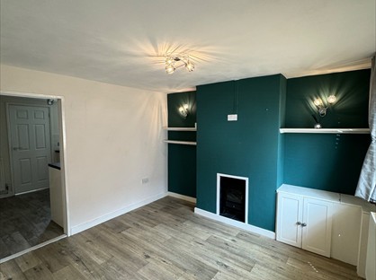 2 Bed End Terrace, Artillery St, CO1