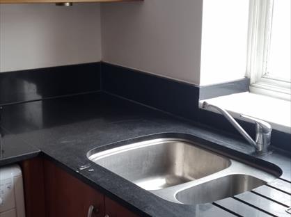 2 Bed Flat, St David's Square, E14