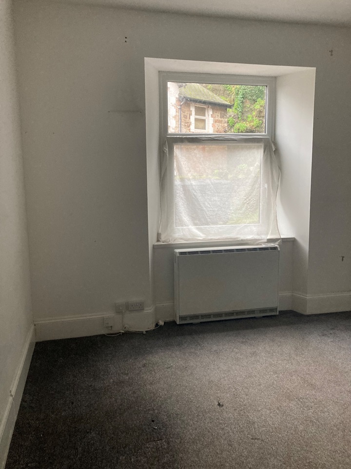 Torquay Studio Flat, Torquay, TQ1 To Rent Now for £525.00 p/m