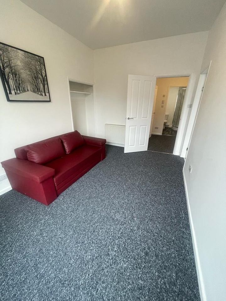 Hull 1 Bed Flat, Morpeth Street, HU3 To Rent Now for £550.00 p/m