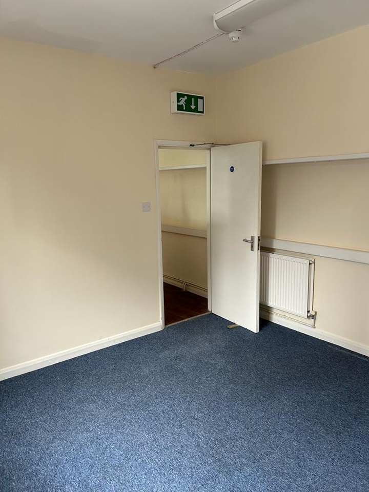 London Room in a Shared House, North Woolwich Road, E16 To Rent Now