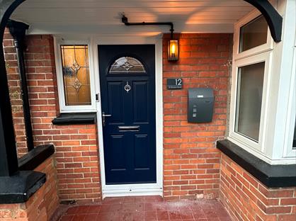 4 Bed Semi-Detached House, St. Ronans Road, RG30