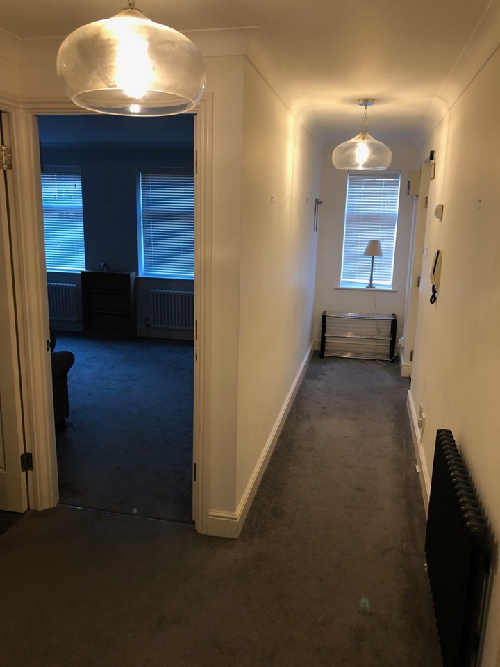 Chichester 2 Bed Flat, The PO19 To Rent Now for £1,050.00 p/m