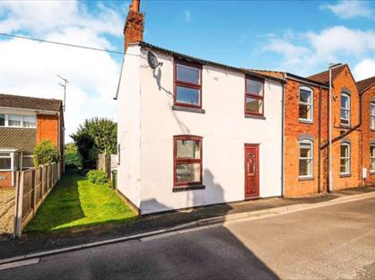 2 Bed End Terrace, Maund Street, WR2