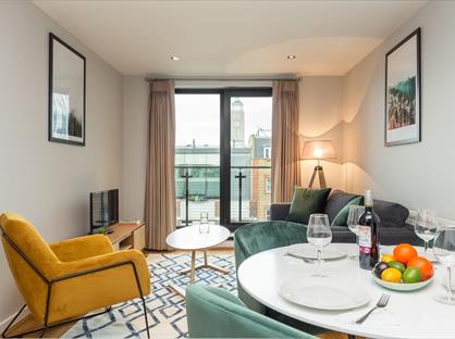 2 Bed Flat, Stamford Street, SE1