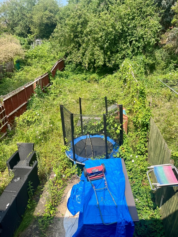 London 3 Bed Terraced House, The Meads, HA8 To Rent Now for £1,850.