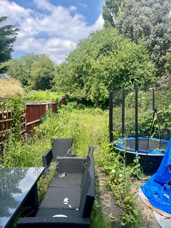 London 3 Bed Terraced House, The Meads, HA8 To Rent Now for £1,850.