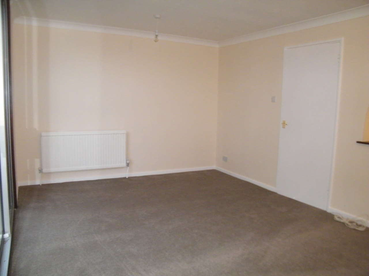Tadworth 4 Bed Terraced House, Fleetwood Close, KT20 To Rent Now