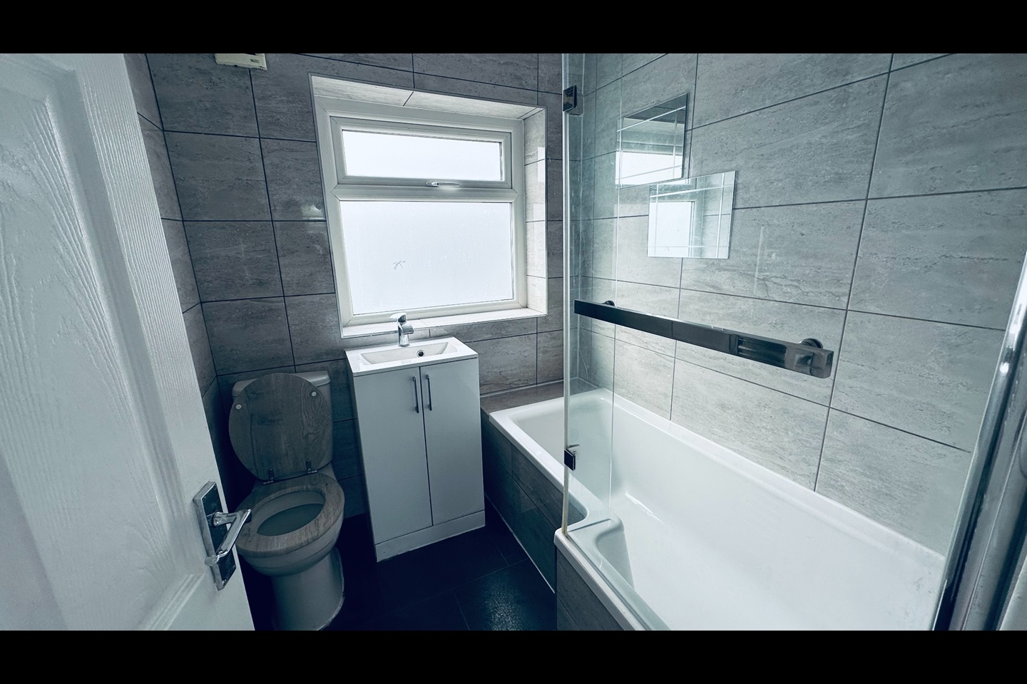 Eccles, Manchester 3 Bed SemiDetached House, Trevor Road, M30 To