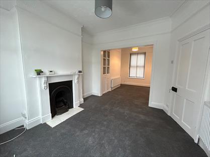 2 Bed Terraced House, Lanhydrock Road, PL4