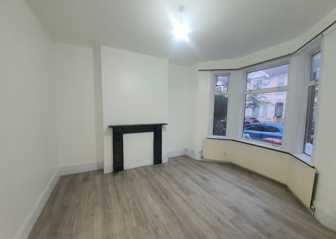 London 4 Bed Terraced House, Wanlip Road, E13 To Rent Now for £