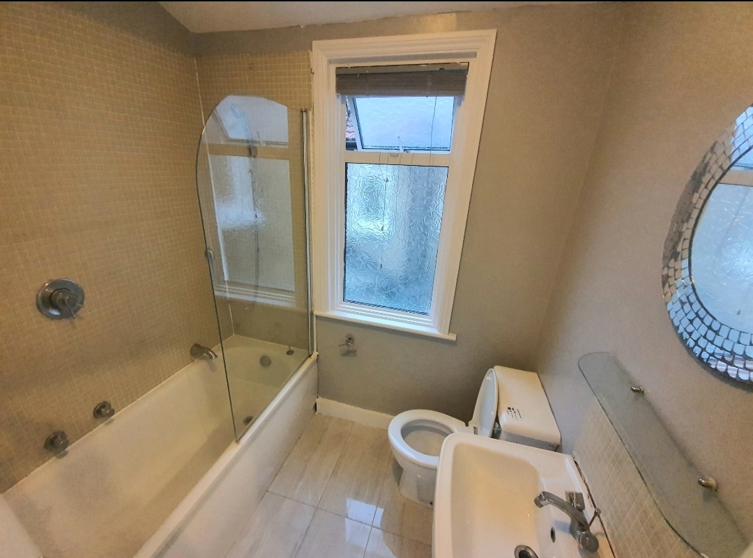 London 4 Bed Terraced House, Wanlip Road, E13 To Rent Now for £