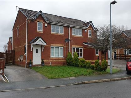 3 bed semi-detached house for rent in 3 Bed Semi-Detached House, Wildbrook Close, M38