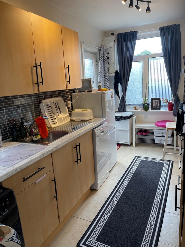 Bournemouth 2 Bed Flat, Ensbury Park, BH10 To Rent Now for £1,295.00 p/m