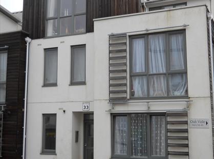2 Bed Flat, Oak Vale2, PO33