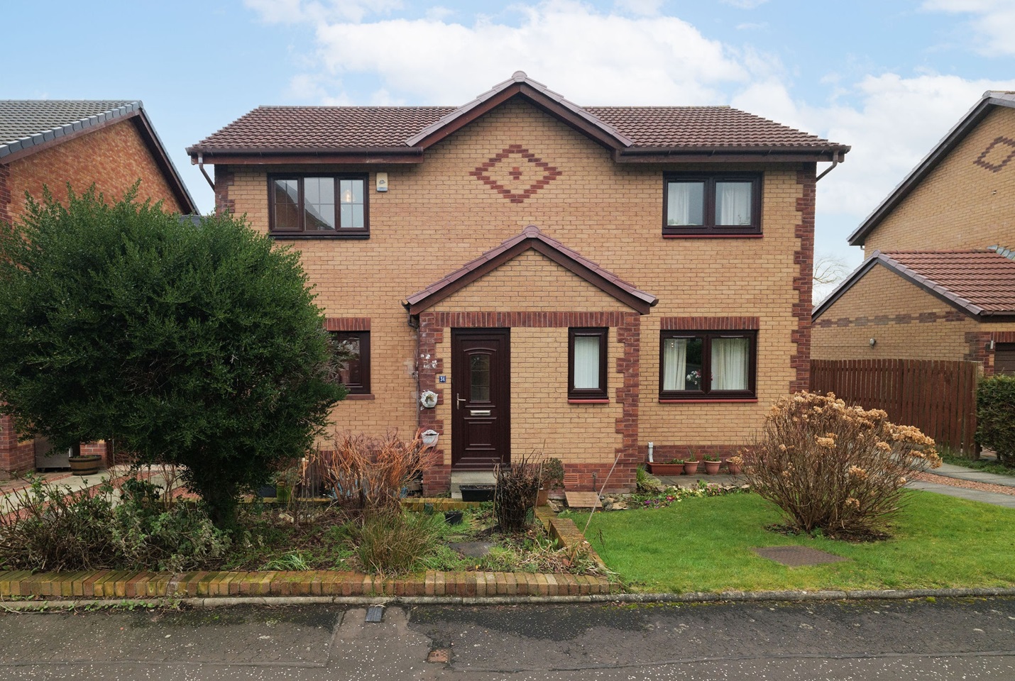 Edinburgh 2 Bed SemiDetached House, Fairbrae, EH11 To Rent Now for