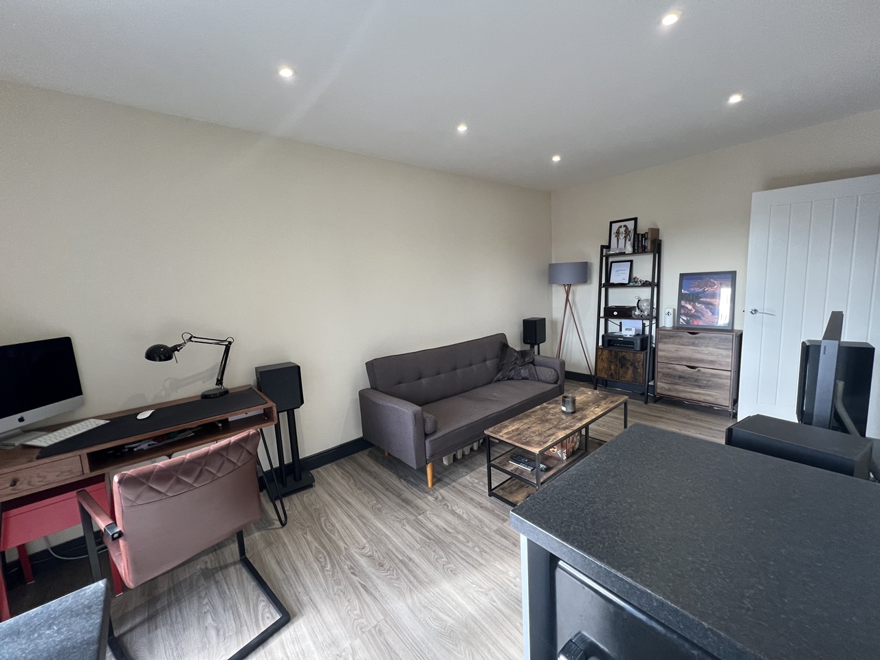1 Bed Flat, Burgess Road, LE2 photo 4