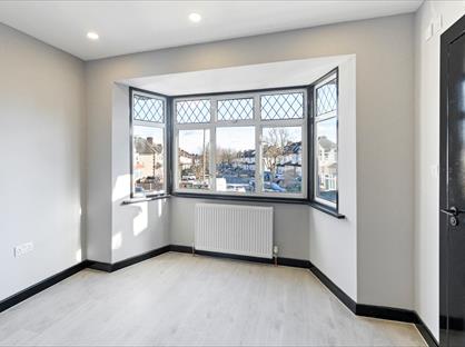 Studio Flat, Taunton Close, SM3