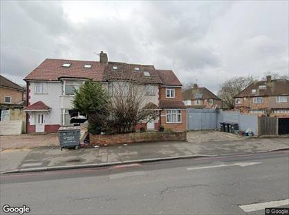 Room in a Shared House, Harlington Road East, TW14
