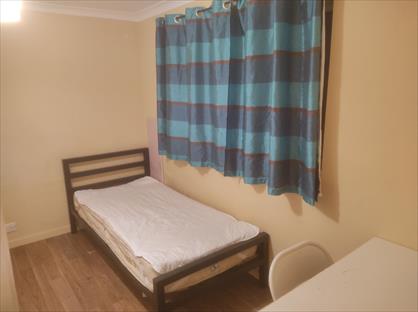 Room in a Shared House, French Horn Lane, AL10