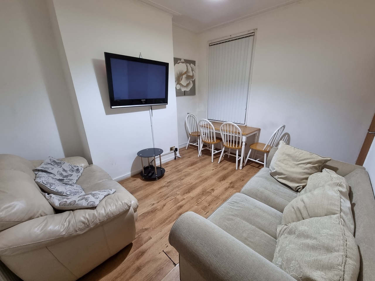 Liverpool Room in a Shared House, Bagot Street, L15 To Rent Now for