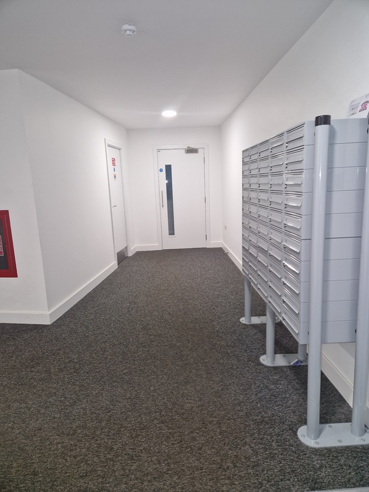 Corby 2 Bed Flat, Station Road, NN17 To Rent Now for £950.00 p/m