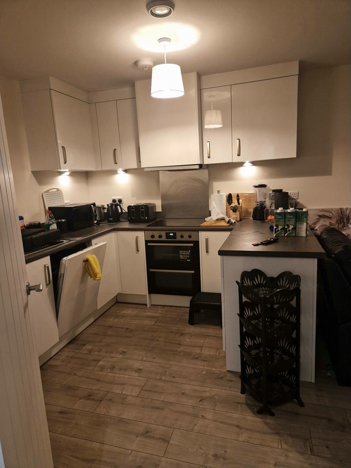 Corby 2 Bed Flat, Station Road, NN17 To Rent Now for £950.00 p/m