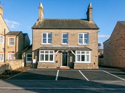 2 Bed Flat, Regent Street, SG5