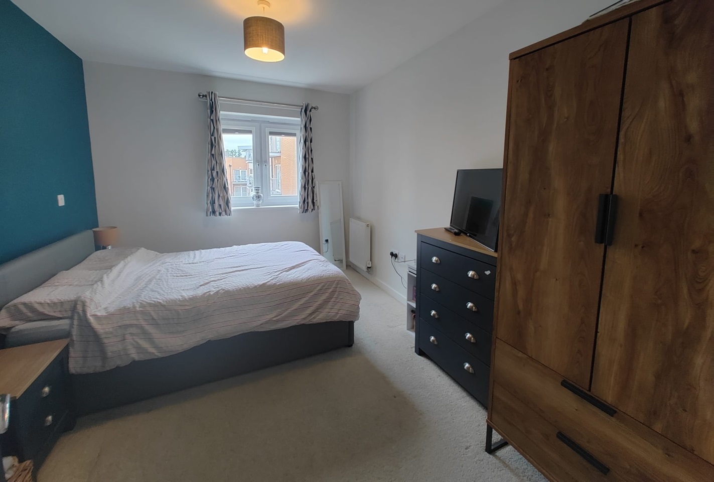 Croydon 1 Bed Flat, Peebles Court, CR0 To Rent Now for £1,300.00 p/m