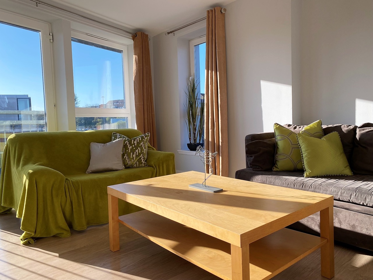 Glasgow 2 Bed Flat, Hanson Park, G31 To Rent Now for £1,250.00 p/m